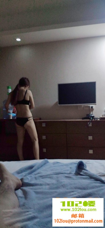 230347unp4vec2p2ss4sq3.jpg