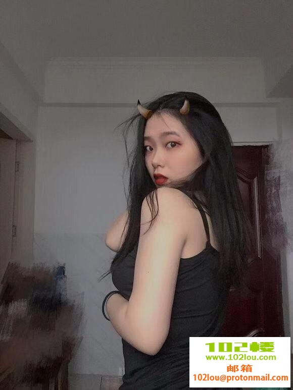 232306j3cya5lzkm8cnv3a.jpg