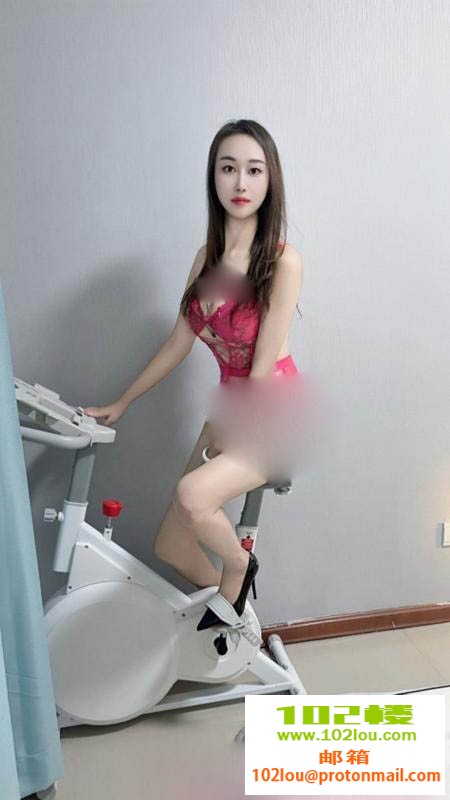 175145lhffe5va95catzxc.jpg