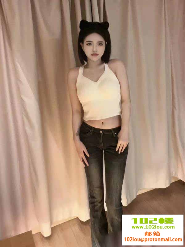 163533dlx1mlllc1cloalf.jpg