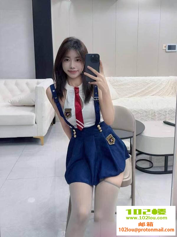 025226zhb9tt802mhelzbr.jpg