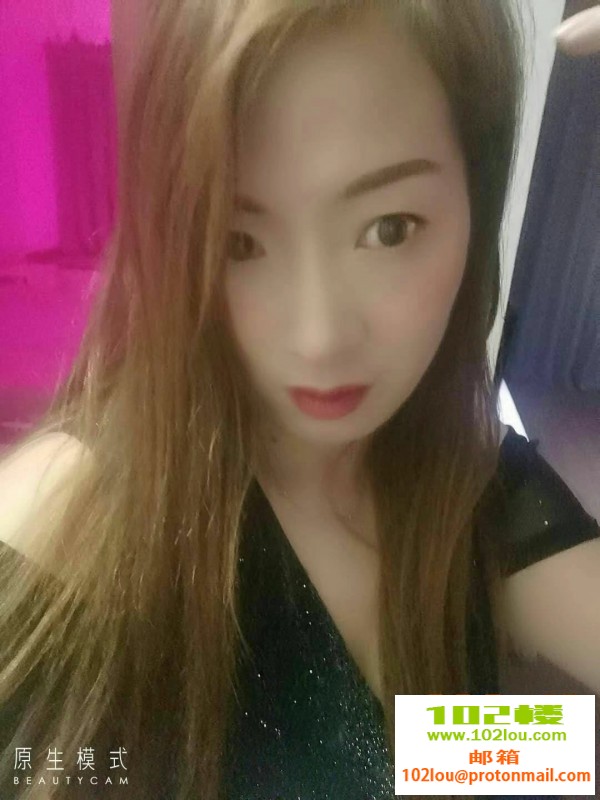 224939zn7qrf85db55fqfz.jpg