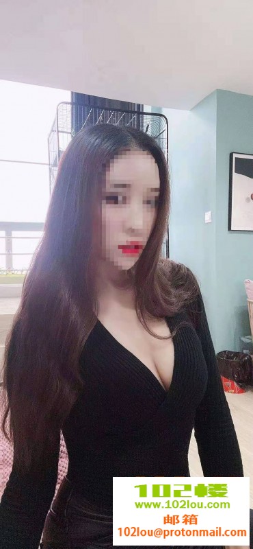 211555jq8trz7p82nysmz7.jpg