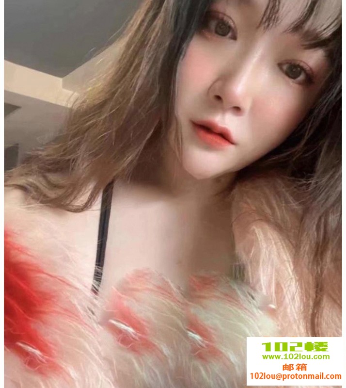 182459buswlilxt0giiwjw.jpg