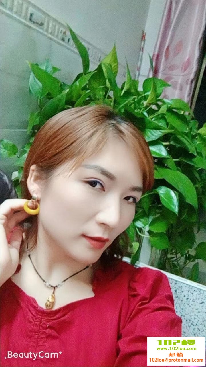 235638red8p5g1prncfct8.jpg