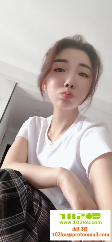 161652czh0mh18g9qnd5bh.jpg