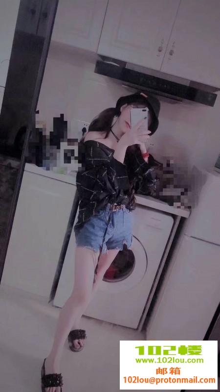 233637jy2ey0vnl2l0244z.jpeg