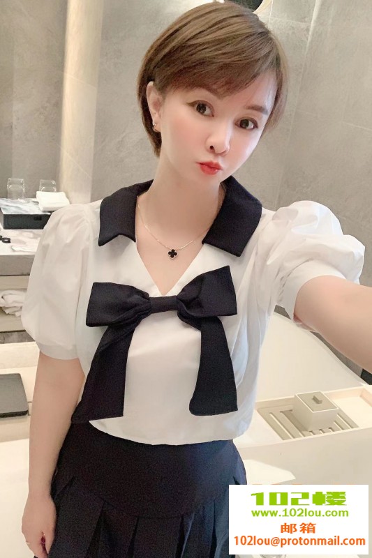223023b2ys55bo553cl5vi.jpg