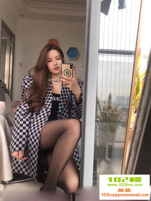 231329le5pvea61nmmax9p.jpg