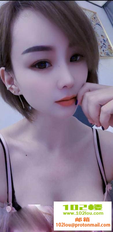 211527bl73qbbnm0l00079.jpg