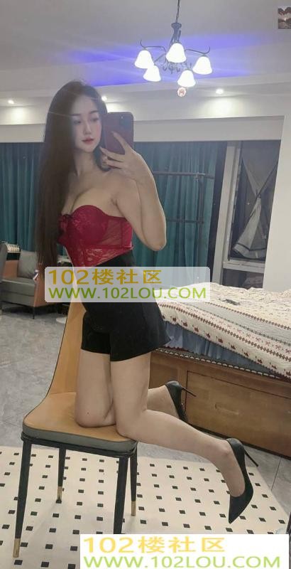 b33e40f5-9c1a-4c75-aad2-a2a7d5363054.jpg