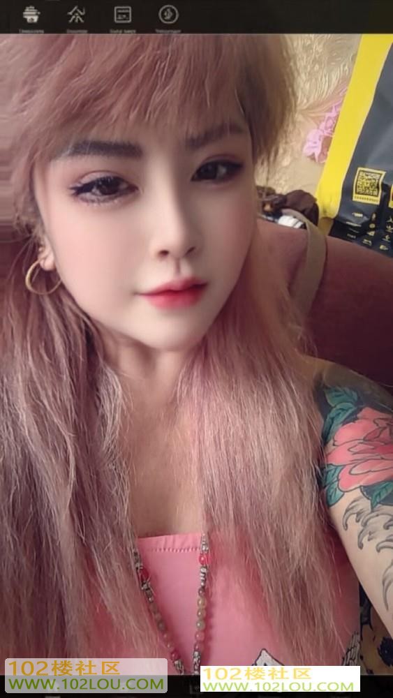 165122lp5qnnbvs8szx3ww.jpg