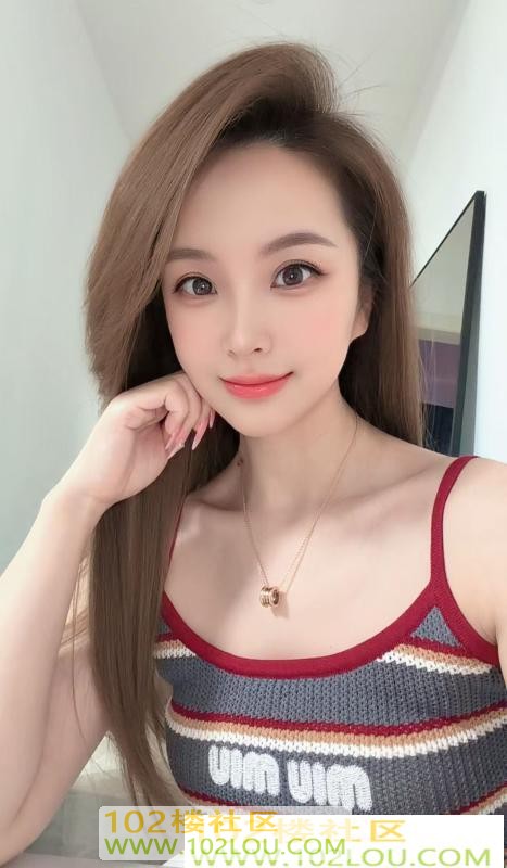 709f82e4-f4dd-424a-843f-b948462d62d8.jpg
