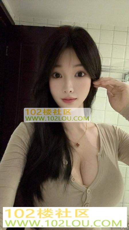 9d78c4f0-8b9e-429d-87cf-e444ef942bf6.jpg