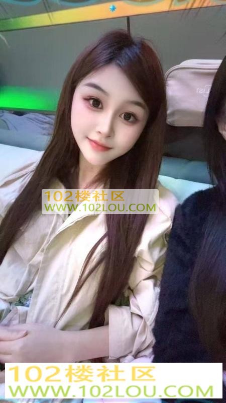 b6a35cf5-27c3-46f9-aa69-9dfa2c8f0fbe.jpg